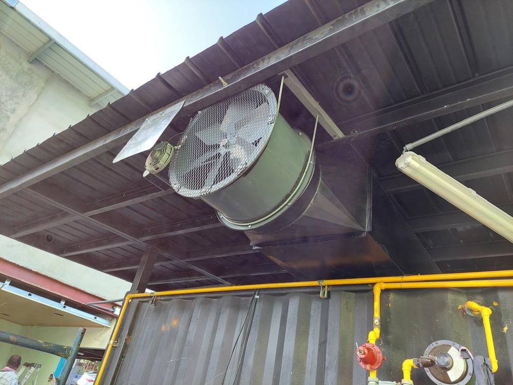Construcción de cuarto frío con evaporador instalado