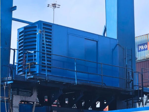 Cabina insonorizada para generador de energía